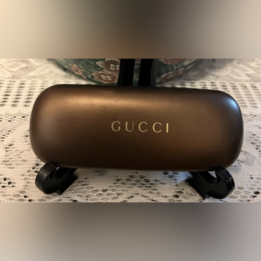 Gucci Elegant Brown Eyeglass Case - Picture 1 of 3